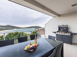 Casa al Mare the jewel of Fingal Bay with stunning views WiFi and Air Conditioning - Fingal Bay - 0