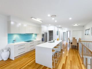 Casa al Mare the jewel of Fingal Bay with stunning views WiFi and Air Conditioning - Fingal Bay - 4