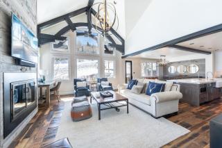Deer Valley luxury home, outdoor seating, hot tub - Park City - 6