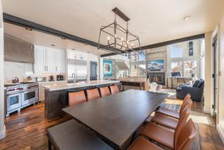 Deer Valley luxury home, outdoor seating, hot tub - 2