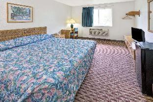 Super 8 by Wyndham Canonsburg/Pittsburgh Area - Canonsburg - 2