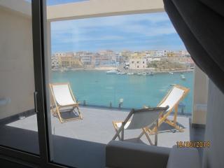 Calamaluk - 1