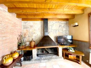 Spacious House in Ogassa with Terrace and BBQ - 8