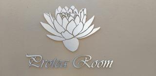 Schnehage Self Catering - Bloemfontein - 7