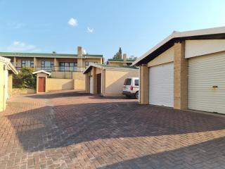 Allesreg Chalet E2 - Margate - 3