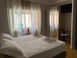 Fieschi Rooms - 3