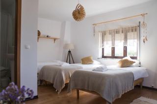 Ondina Guesthouse - Casais de São Lourenço - 7