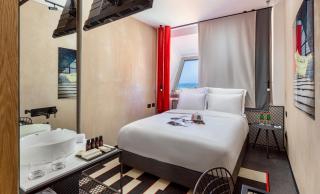 Brut Seafront Hotel By Sunday - 3