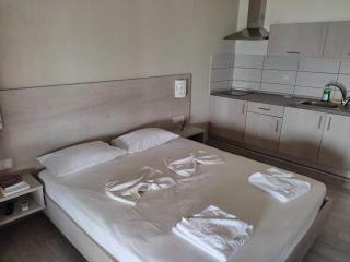 Karantola Studios Kallirachi - 9