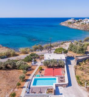 Flora's beach and pool villa in Syros - Liaropá - 8