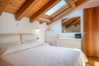 GuestHost - New Deal - APT with Terrace & Netflix - 7