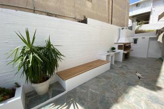 Utopia House - 1