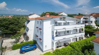 Apartments Adrijana - Malinska - 9