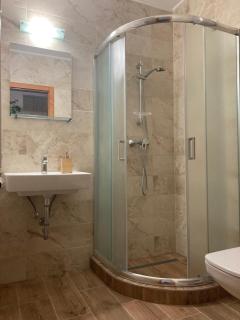 Castellum Apartmanház - 5