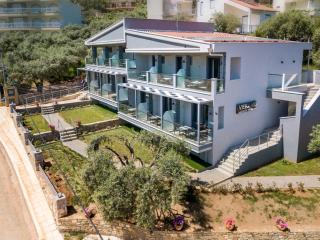 VERANO LUXURY STUDIOS - 8