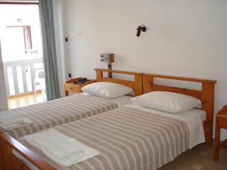 Popi Hotel Apartments - Agia Marina Nea Kydonias - 9