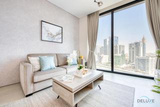 Modern 1BR Oasis in Prime Location, Book Now by Deluxe Holiday Homes - Dubai - 0