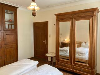 Hinkelshof - 3 Gästezimmer - naturnah, ökologisch, urig, Selbstversorgerküche - Körperich - 6