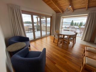 Glacier Rock Lakeview House - Lake Tekapo - 7