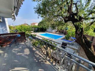 Apartments Jerine - Tribunj - 6