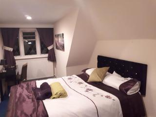 PEACEFUL RETREAT HIDEAWAY SURREY - 2