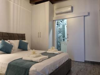 Kamaroporta Luxury Apartments - 1