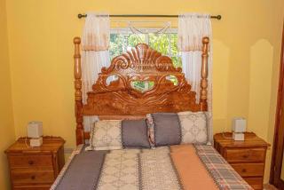 Bev's Rosevilla - Montego Bay - 2