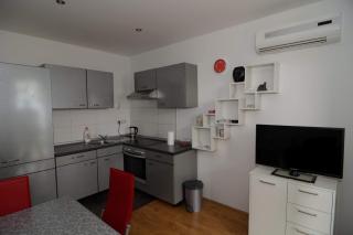 Family apartment and terrace with a sea view - 1