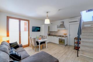 Rosa del Lago Apartment - Peschiera del Garda - 9