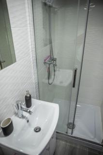 ENKLAWA NAD KWISĄ [APARTAMENT 2] - 1