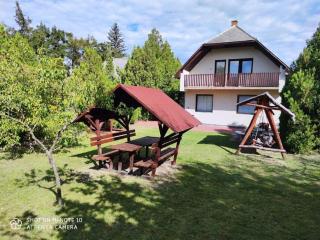 Holiday home in Balatonmariafürdo 19443 - Balatonmáriafürdő - 0