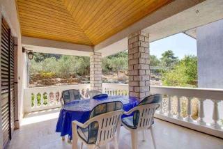 Apartments in Mali Losinj 14848 - Mali Lošinj - 2