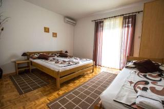 Apartment in Starigrad-Paklenica 35790 - Starigrad-Paklenica - 8
