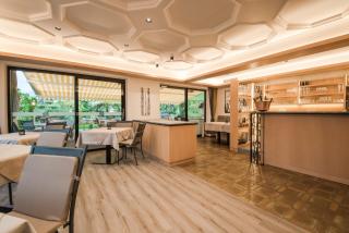 Hotel Paradies - 2