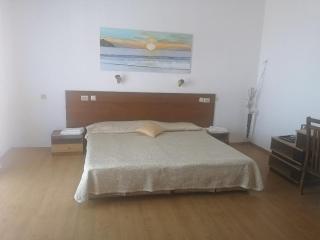 Family Hotel Verona - Sosopol - 7