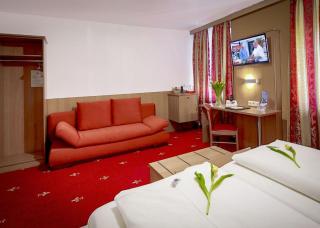TIPTOP Hotel Burgschmiet Garni - Nürnberg - 4