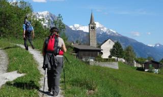 Santorini by Quokka 360 - Blue curtains in the Alps - Anzonico - 2