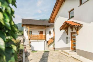 Pr' Petrču - Tolmin - 8