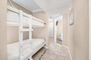 Seascape 1321 Hotel Room - 2