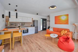 Villa Solis-Modern Villa for a romantic retreat, heated pool - Ližnjan - 6