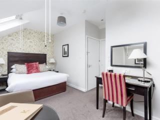 Kirkstyle Hotel - 2