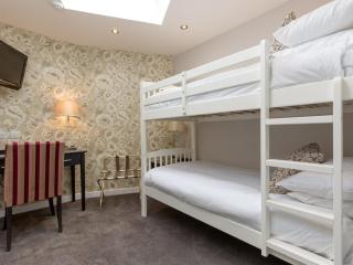 Kirkstyle Hotel - 3