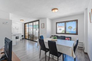 Family flat with 3 bedrooms and balcony near Los Gigantes and ocean - 4
