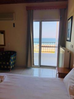 Olympic Beach Hotel - 2