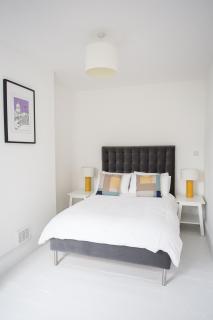 Elegant York House - on a beach road, sleeps 12, with sea views - Worthing - 6