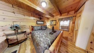 Cabin Fever - Sevierville - 2