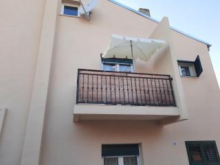 Apartman Laura M - Vodice - 3