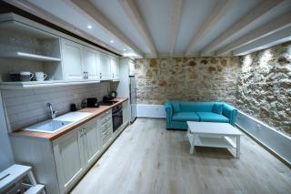 Yiasemi Corfu Loft Apartments - 4