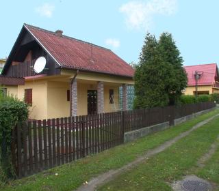 Holiday home in Balatonmariafürdo 19576 - Balatonkeresztúr - 0