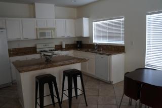 Mountain Breeze Condo with Patio & BBQ Grill - 30 Day Minimum condo - Palm Springs - 8